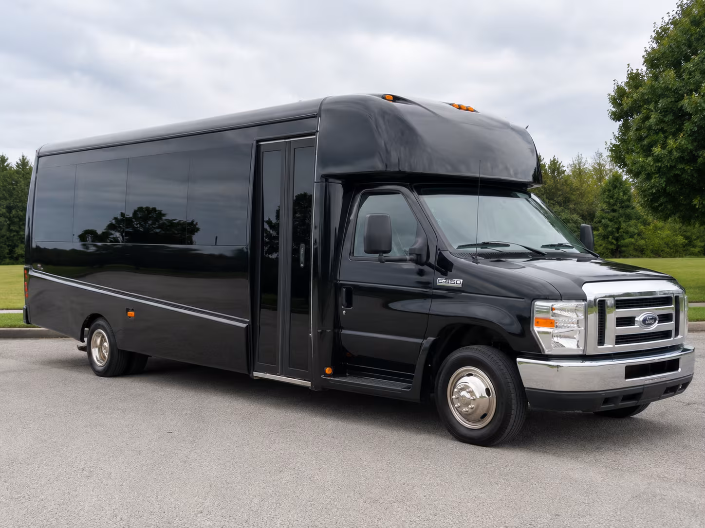 anaheim rent a shuttle bus for your anaheim employees