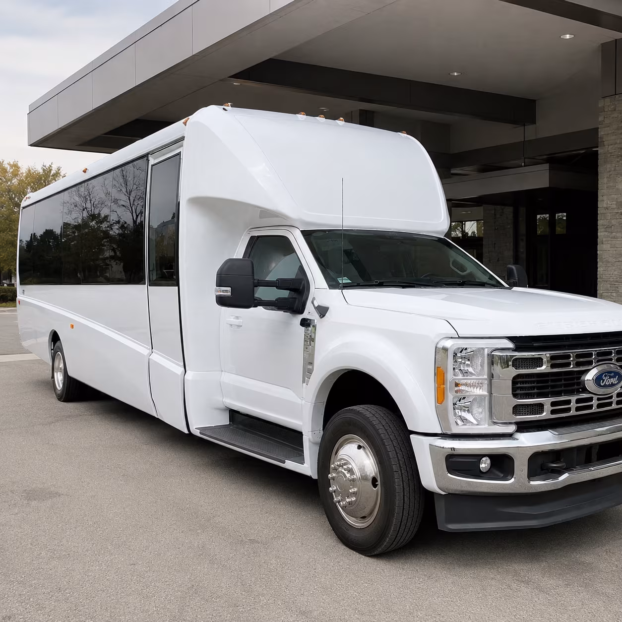 every wine tour group size has a perfect bus waiting