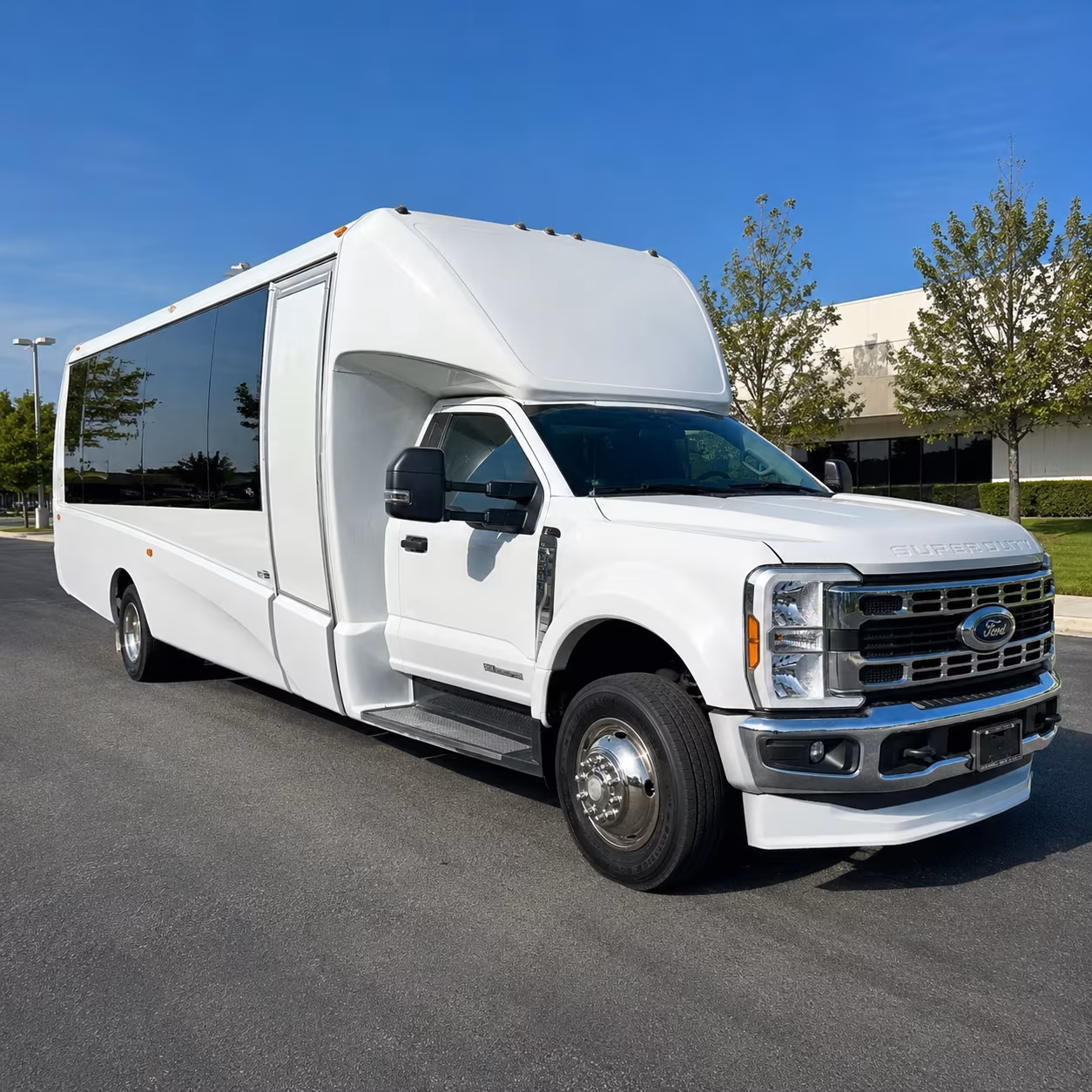 fullerton rent a bus for a meeting or corporate event in fullerton