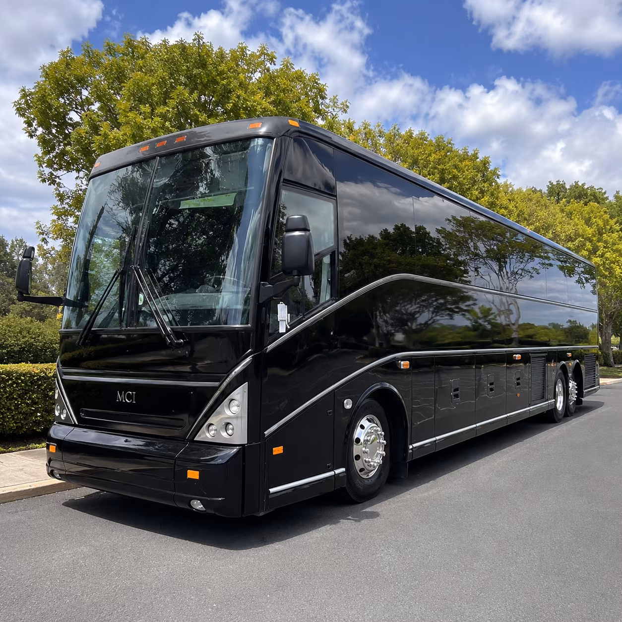 john wayne airport sna is right in your backyard here is how a bus gets you there