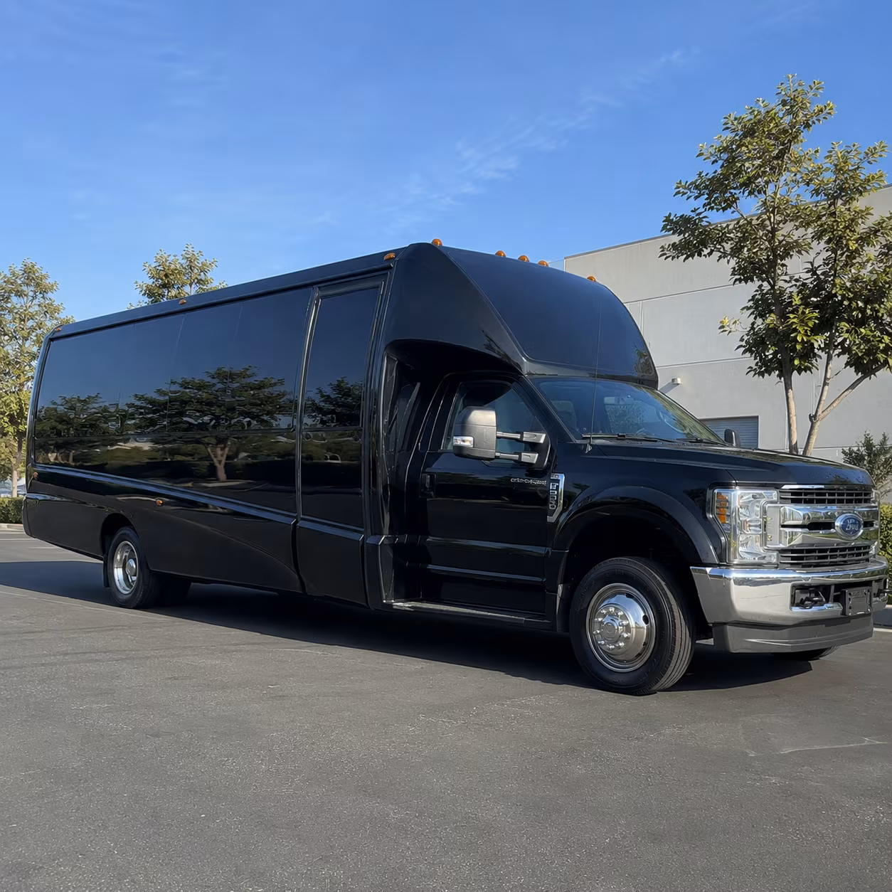need a party bus for a concert birthday or bachelorette night